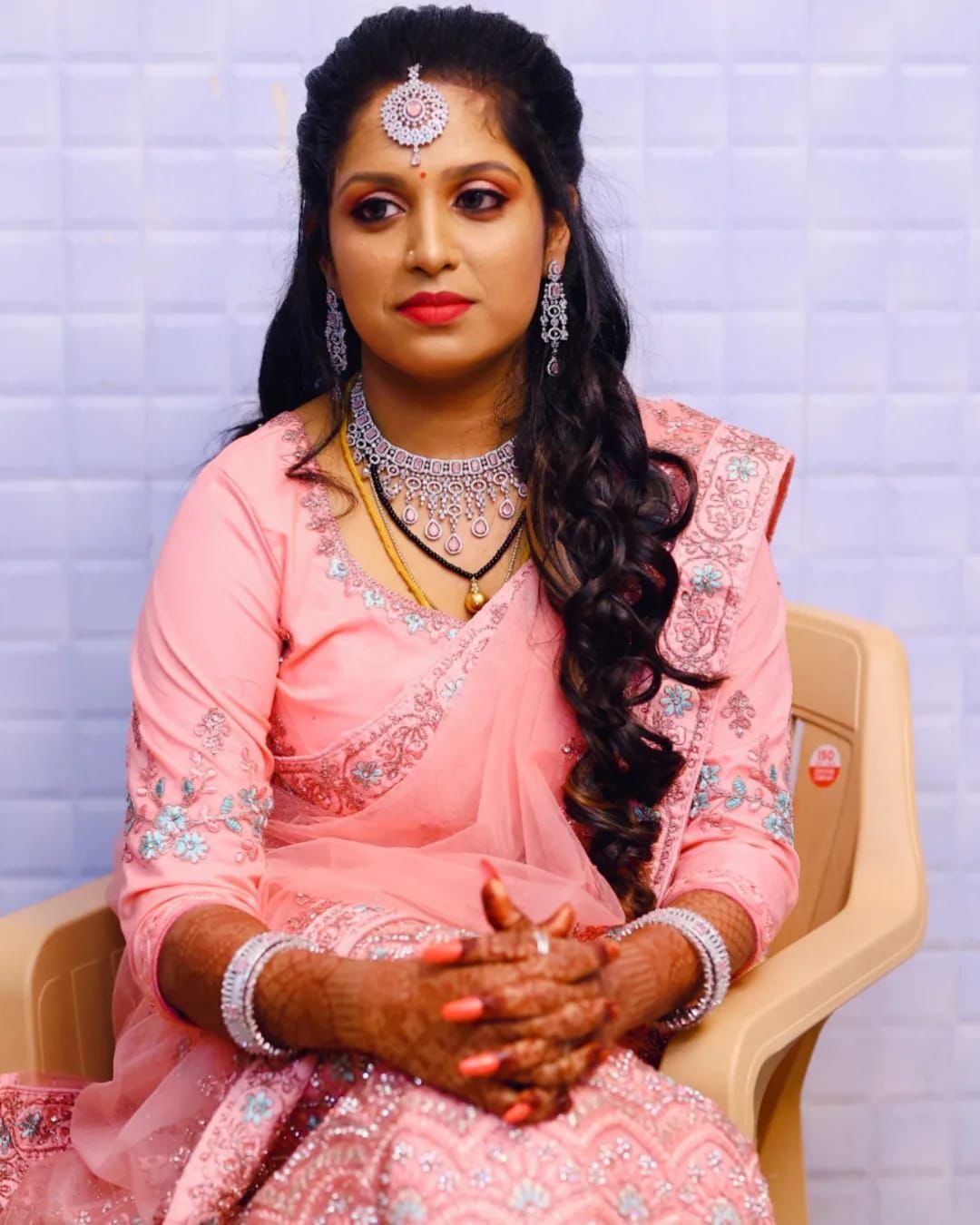 Simple bridal makeup look in pink outfit at Fame11 Ladies Salon